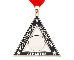 Medallón de esmalte duro de atletismo con forma de triángulo personalizado