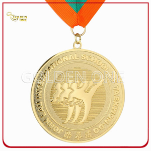 Medallón de deporte de metal chapado en oro de alta calidad con cordón impreso