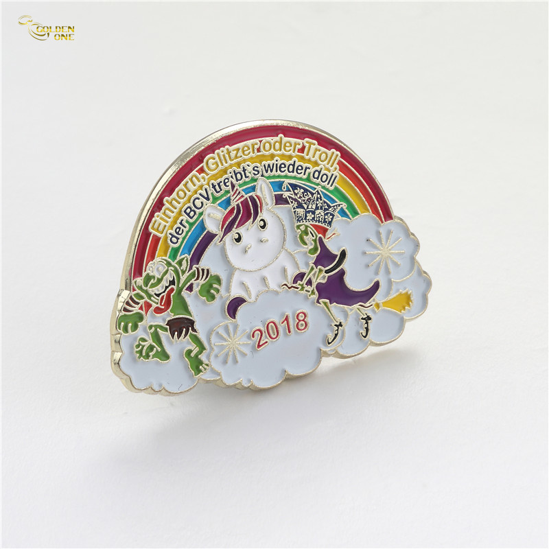 Pin de solapa de carnaval de aleación de zinc con forma de recuerdo personalizado de esmalte suave de regalo de promoción de alta calidad